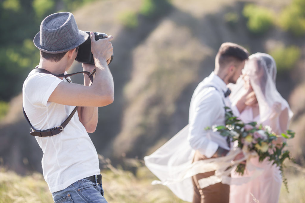 Idealny fotograf ślubny - jak go znaleźć?